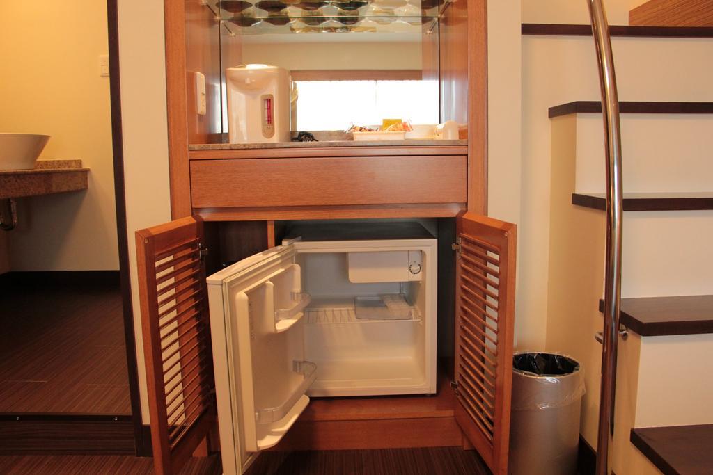 Okinawa Kariyushi Beach Resort Ocean Spa Onna Exterior foto