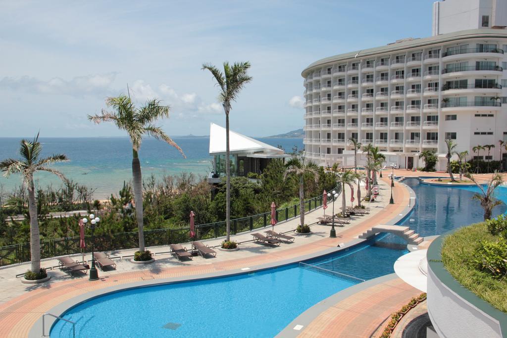 Okinawa Kariyushi Beach Resort Ocean Spa Onna Exterior foto