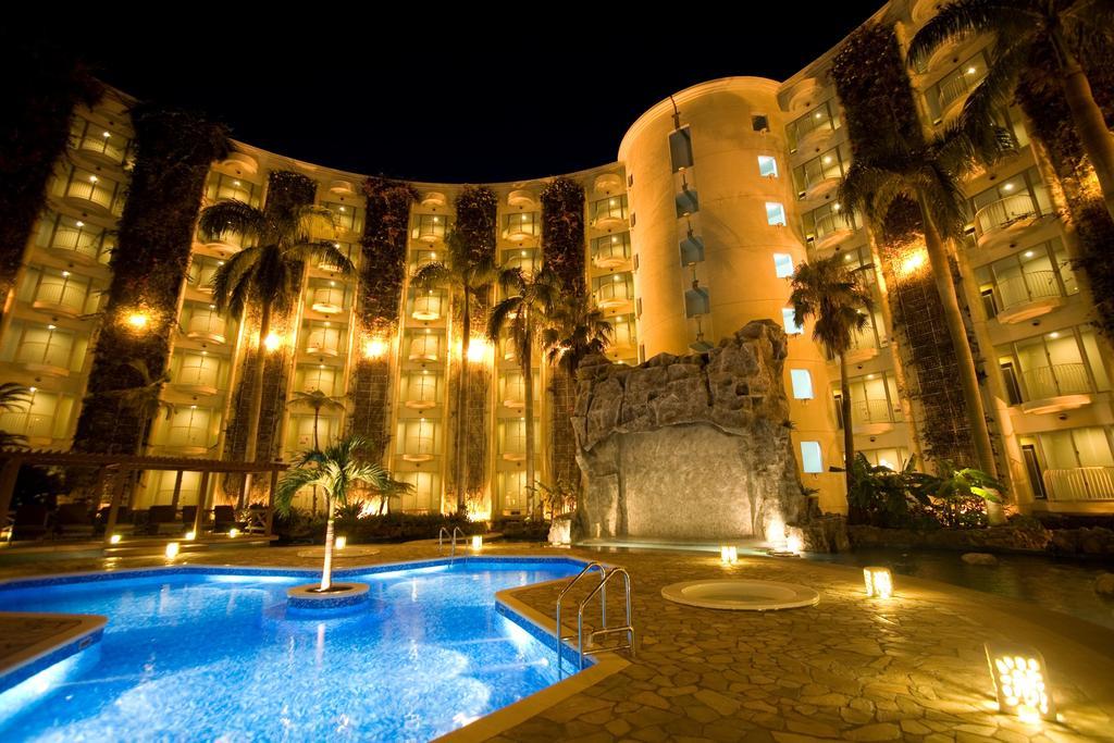 Okinawa Kariyushi Beach Resort Ocean Spa Onna Exterior foto